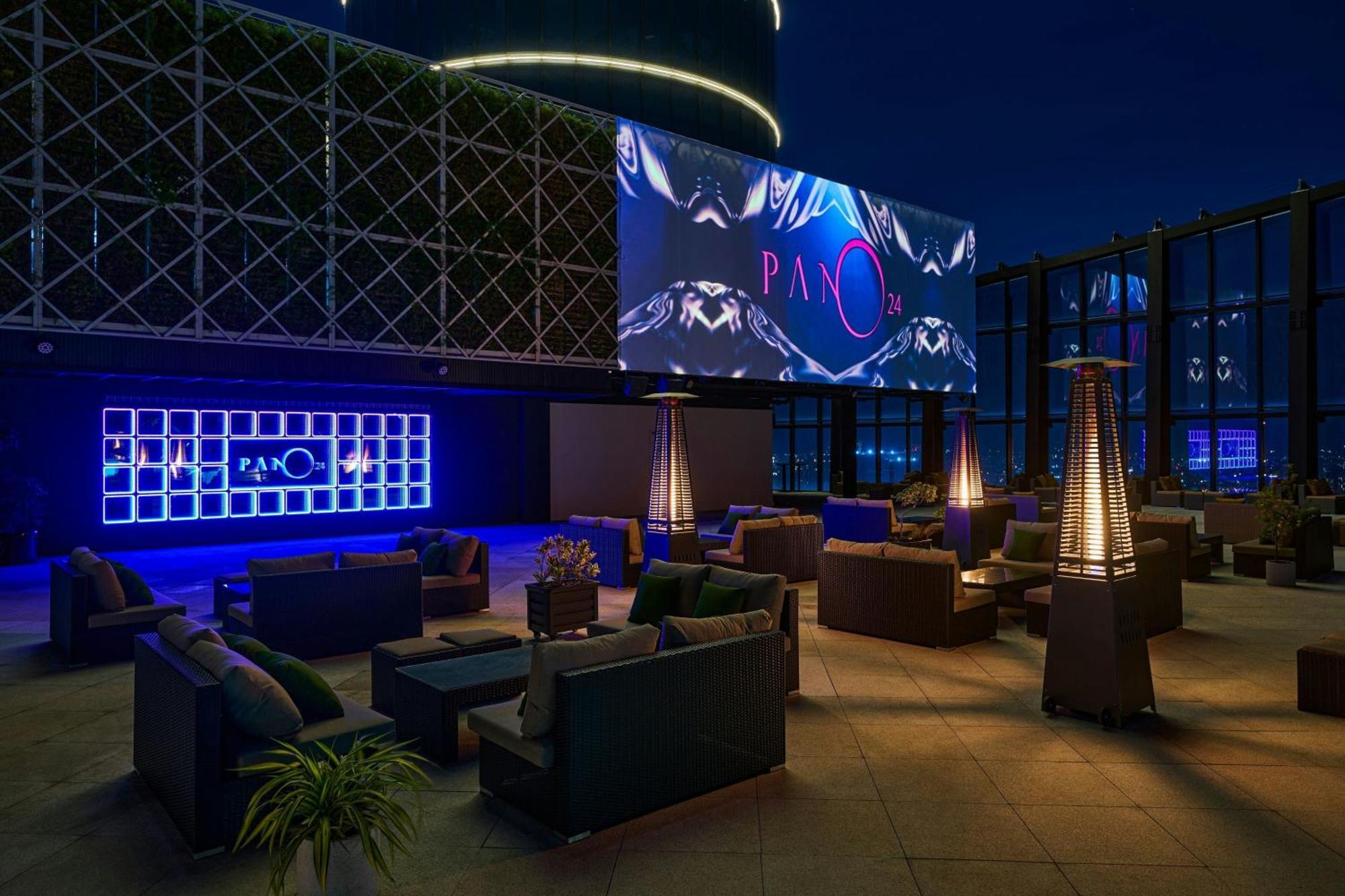 Le Meridien Taichung Exterior photo The 101 Sky Lounge